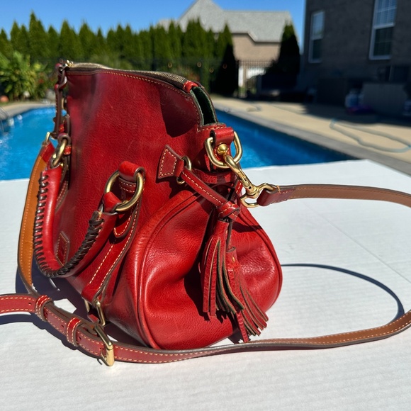 Dooney & Bourke Florentine Red Leather Large Satchel Crossbody Bag - Picture 5 of 17